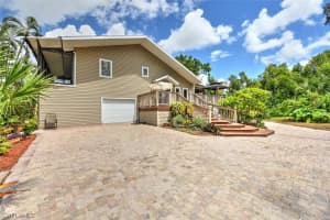 15701 Country Court, FORT MYERS, FL 33912 Sold 12/12/23