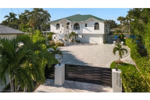27221 Galleon Drive, BONITA SPRINGS, FL 34135 Sold 10/18/24