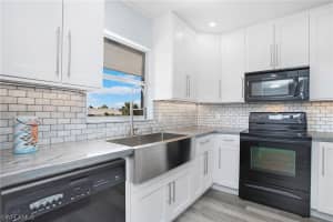 5499 RATTLESNAKE HAMMOCK Road, NAPLES, FL 34113 Sold 02/07/24