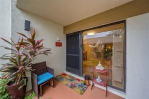 576 Retreat Drive, NAPLES, FL 34110 Sold 04/15/24