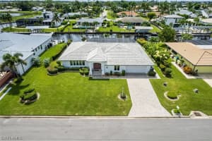 1034 Clarellen Drive, FORT MYERS, FL 33919 Sold 12/01/23