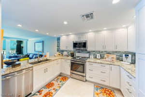 280 Collier Boulevard, MARCO ISLAND, FL 34145 Sold 04/01/24
