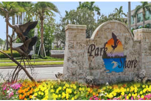 788 Park Shore Drive, NAPLES, FL 34103 Sold 02/07/25