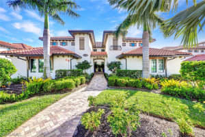 16352 Viansa Way, NAPLES, FL 34110 Sold 08/01/24