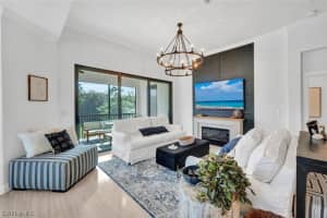 16352 Viansa Way, NAPLES, FL 34110 Sold 08/01/24