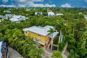 900 Almas Court, SANIBEL, FL 33957 Sold 05/23/24