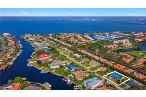 959 Town And River Drive, FORT MYERS, FL 33919 Sold 12/06/23