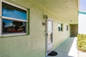860 Panama Court, MARCO ISLAND, FL 34145 Sold 04/11/24