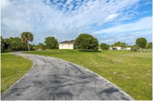 4395 20th Street, NAPLES, FL 34120 Sold 03/14/25