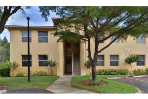 4133 Bellasol Circle, FORT MYERS, FL 33916 Sold 11/10/23