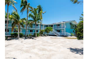 409 Gulf Drive, SANIBEL, FL 33957 Sold 11/06/23