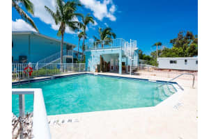 409 Gulf Drive, SANIBEL, FL 33957 Sold 11/06/23