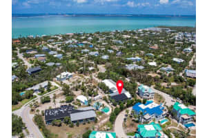 409 Gulf Drive, SANIBEL, FL 33957 Sold 11/06/23