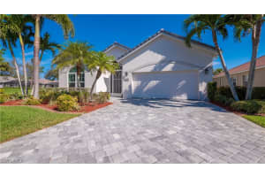 8280 Shorecrest Drive, FORT MYERS, FL 33912 Sold 01/08/24