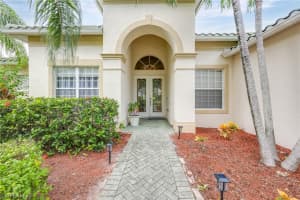 8452 Laurel Lakes Boulevard, NAPLES, FL 34119 Sold 10/22/24