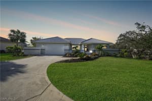 4654 Arlington Dr, Placida, FL 33946, Sold 12/27/23