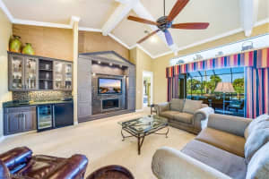 567 Eagle Creek Drive, NAPLES, FL 34113 Sold 03/20/24