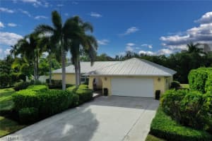 27256 Belle Rio Drive, Bonita Springs, FL 34135 Sold 03/27/25