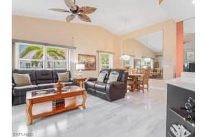 194 Newport Drive, NAPLES, FL 34114 Sold 02/14/24