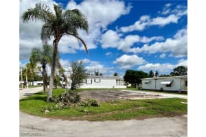 763 Knotty Pine Circle, North Fort Myers, FL 33917 - MLS#223076278