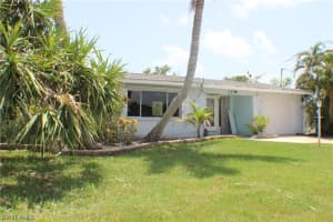 32 Fairview Boulevard, FORT MYERS BEACH, FL 33931 Sold 05/03/24