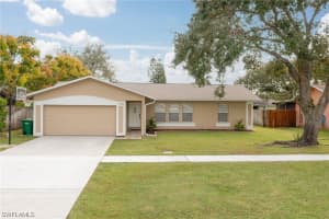 3300 Valencia Drive, NAPLES, FL 34120 Sold 12/18/23