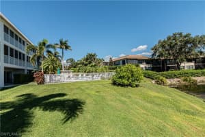 3150 Binnacle Dr 109, Naples