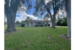 1422 Caywood Circle, LEHIGH ACRES, FL 33936 Sold 04/15/24
