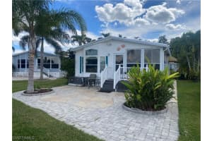3026 Crystal Lake Drive, NAPLES, FL 34119 Sold 12/08/23