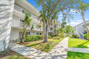 14461 Lakewood Trace Court, FORT MYERS, FL 33919 Sold 11/27/23