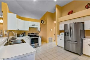 22394 FOUNTAIN LAKES Boulevard, ESTERO, FL 33928-2322 Sold 10/29/24