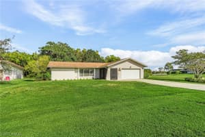 18061 Royal Hammock Boulevard, NAPLES, FL 34114 Sold 02/02/24