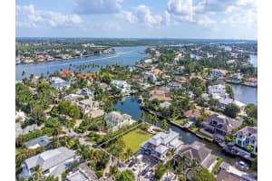 688 21st Avenue, Naples, FL 34102 - MLS#223078778
