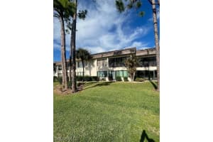 5550 Trailwinds Drive, FORT MYERS, FL 33907 Sold 03/19/24