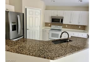 913 Carrick Bend Circle, NAPLES, FL 34110 Sold 03/05/24