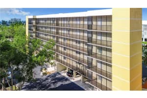 4491 Bay Beach Lane, FORT MYERS BEACH, FL 33931 Sold 12/08/23