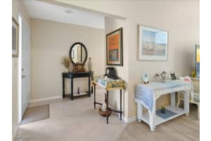 426 Kings Way, NAPLES, FL 34104 Sold 01/10/24