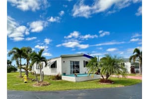 552 Freedom Street, NORTH FORT MYERS, FL 33917 Sold 04/17/24