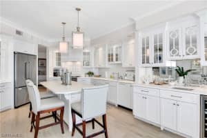 253 Barefoot Beach Boulevard, BONITA SPRINGS, FL 34134 Sold 01/12/24