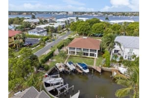 1495 Blue Point Avenue, NAPLES, FL 34102 Sold 04/09/24