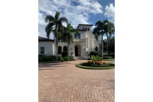 2390 Kingfish Road, NAPLES, FL 34102 Sold 02/21/24