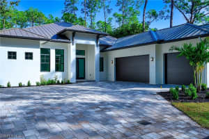 6055 English Oaks Lane, NAPLES, FL 34119 Sold 02/01/24