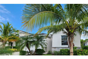 4277 Bluegrass Drive, FORT MYERS, FL 33916 Sold 09/27/24