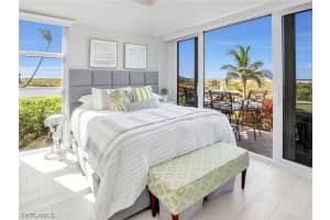 180 Seaview Court, MARCO ISLAND, FL 34145 Sold 12/07/23