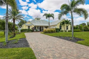 16430 Oakview Circle, ALVA, FL 33920 Sold 05/29/24
