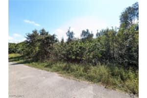 2703 35th Street, Lehigh Acres, FL 33976 - MLS#223081261