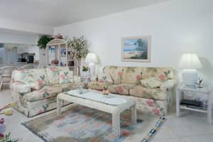 290 Naples Cove Drive, NAPLES, FL 34110 Sold 11/28/23