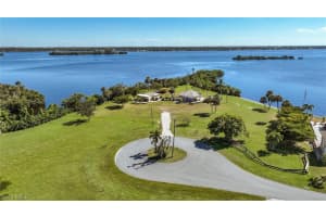 2333 Westwood Road, NORTH FORT MYERS, FL 33917 Sold 01/29/24