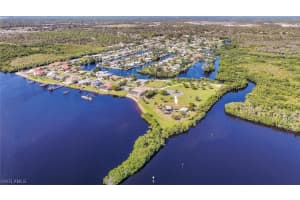 2333 Westwood Road, NORTH FORT MYERS, FL 33917 Sold 01/29/24