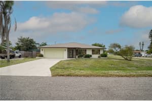 2101 Hibiscus Road, FORT MYERS, FL 33905 Sold 09/24/24